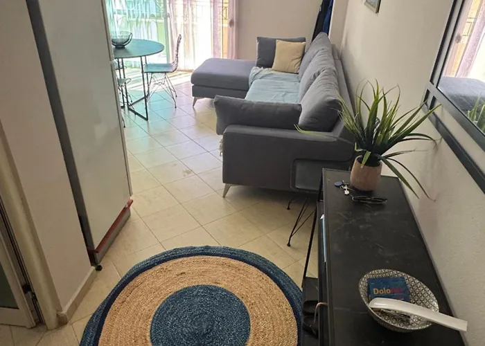 Niki Apartment *